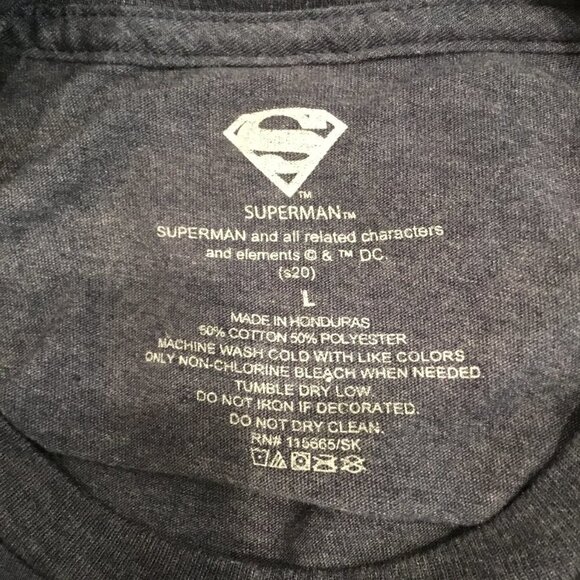 DC Comics Classic Logo Superman Unisex Short Sleeve Distressed Tee Size Men's Lg - Picture 3 of 7